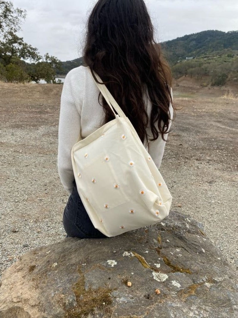 Daisy Tote Bag